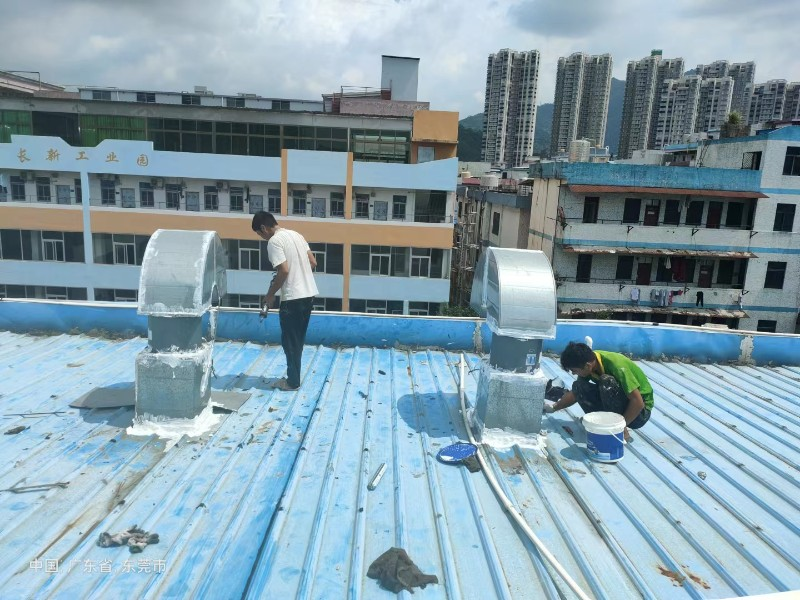 罗庄钢结构屋面涂料维修方法